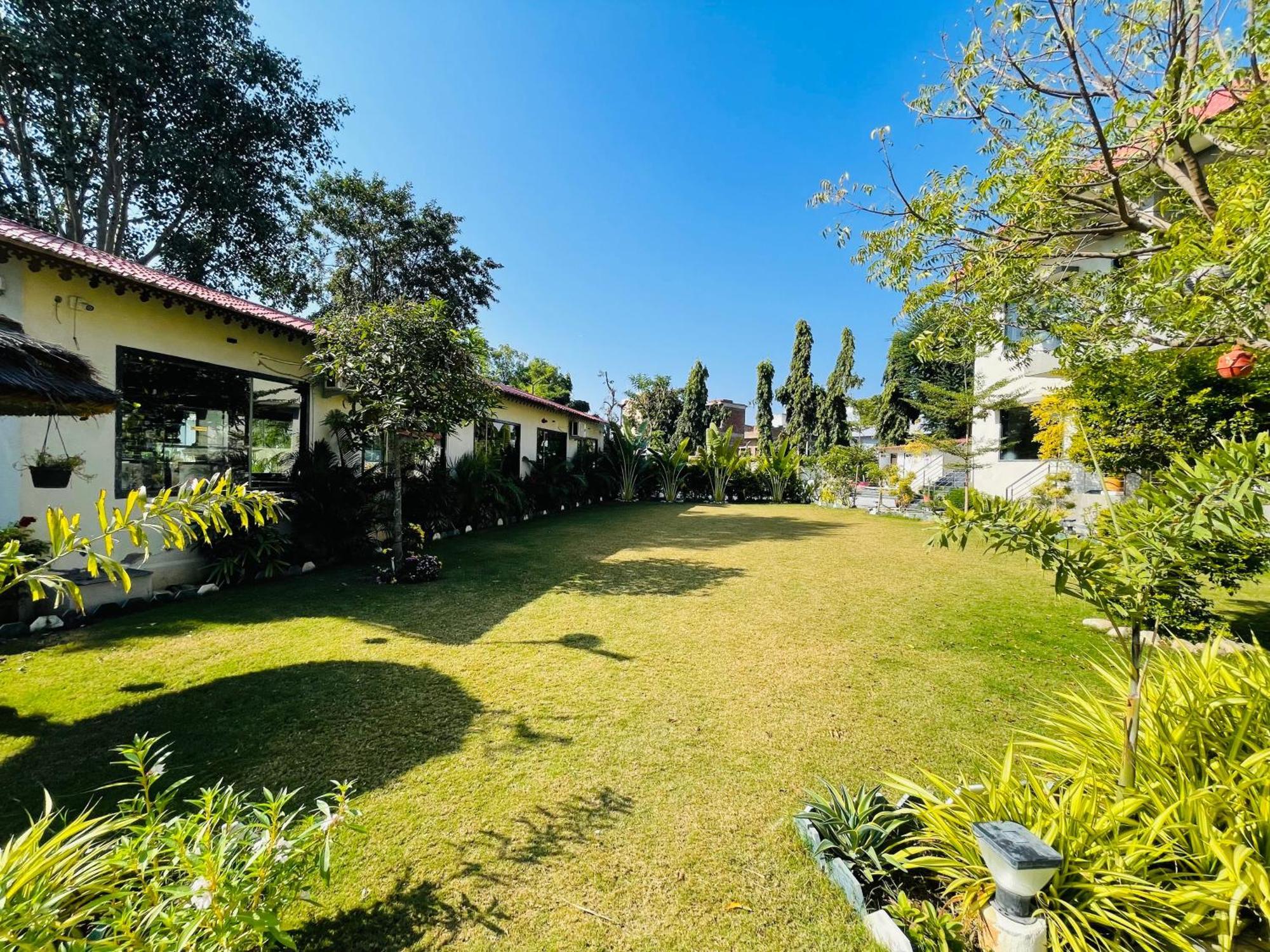 Dev Villa Resort Rajsamand Екстер'єр фото