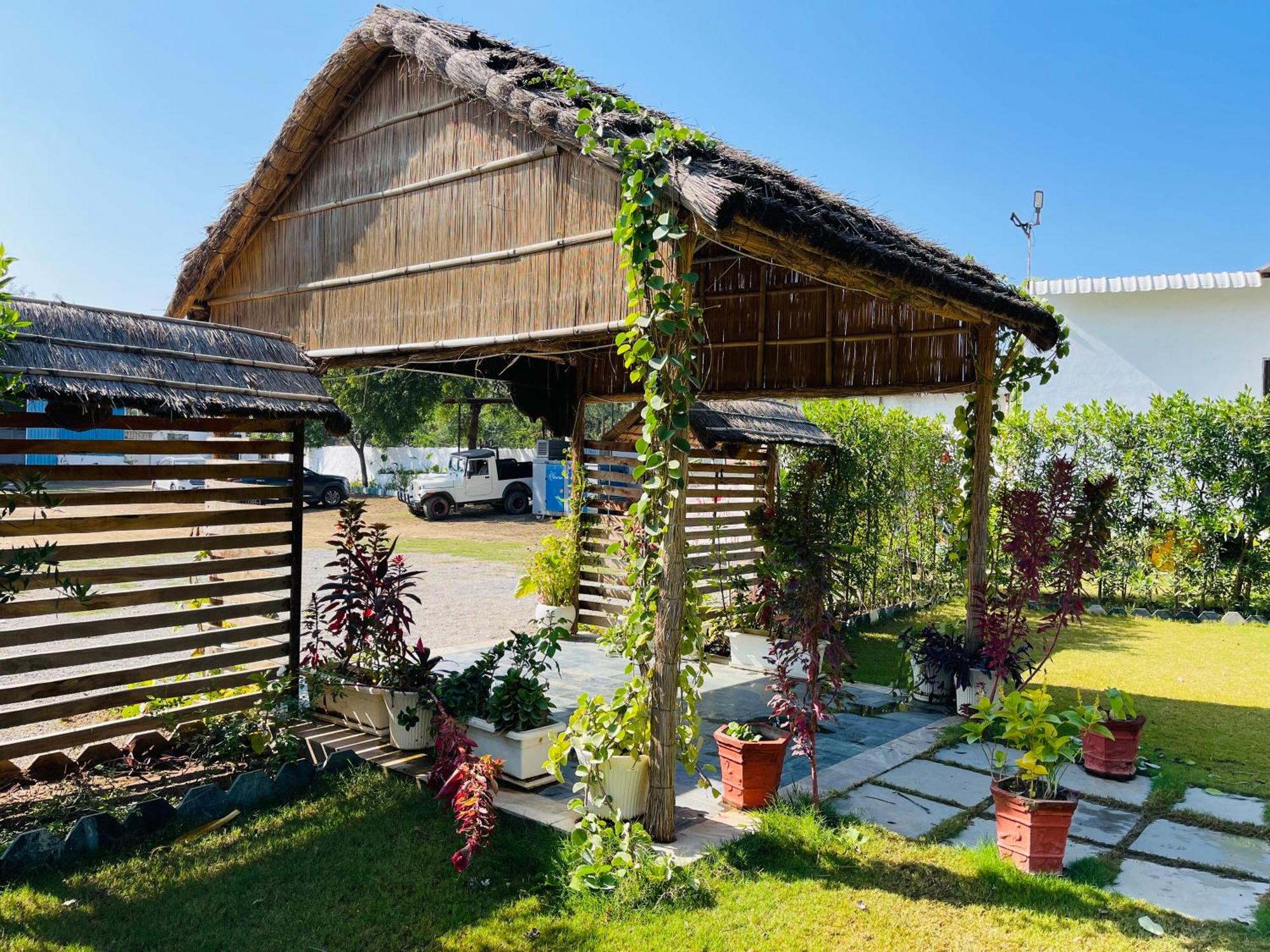 Dev Villa Resort Rajsamand Екстер'єр фото